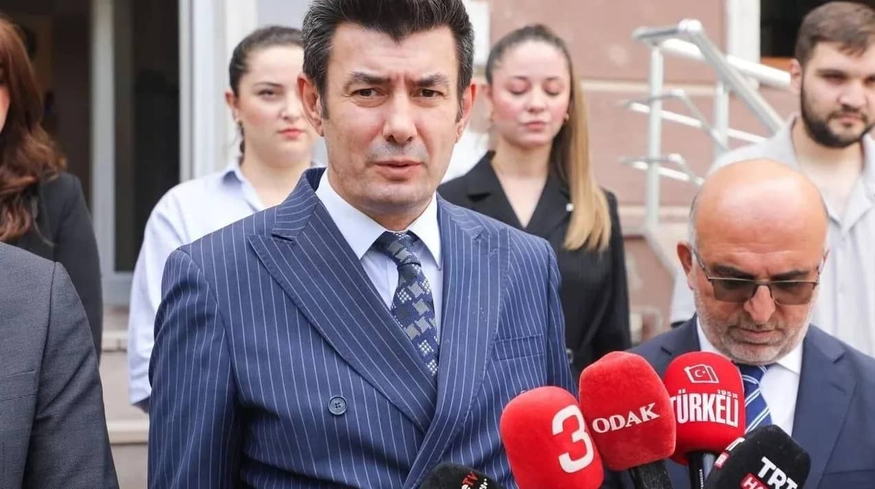 Afyonkarahisar Vali Yardımcısı İhsan Ayrancı, hayatını kaybetti.