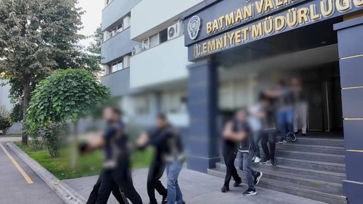 Batman'da silahlı saldırı ve haraç çetesine operasyon: 2 tutuklama