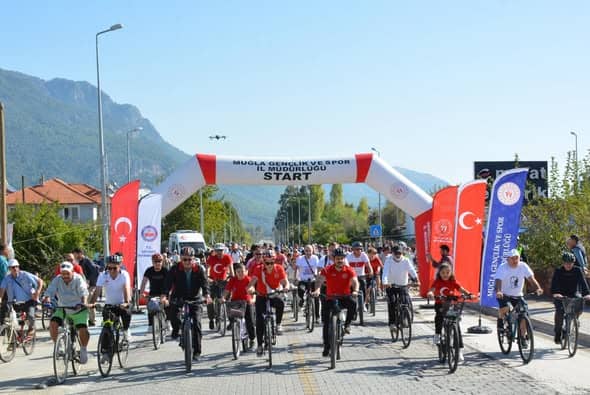 Köyceğiz'de Cumhuriyet bayramı için pedal çevrildi