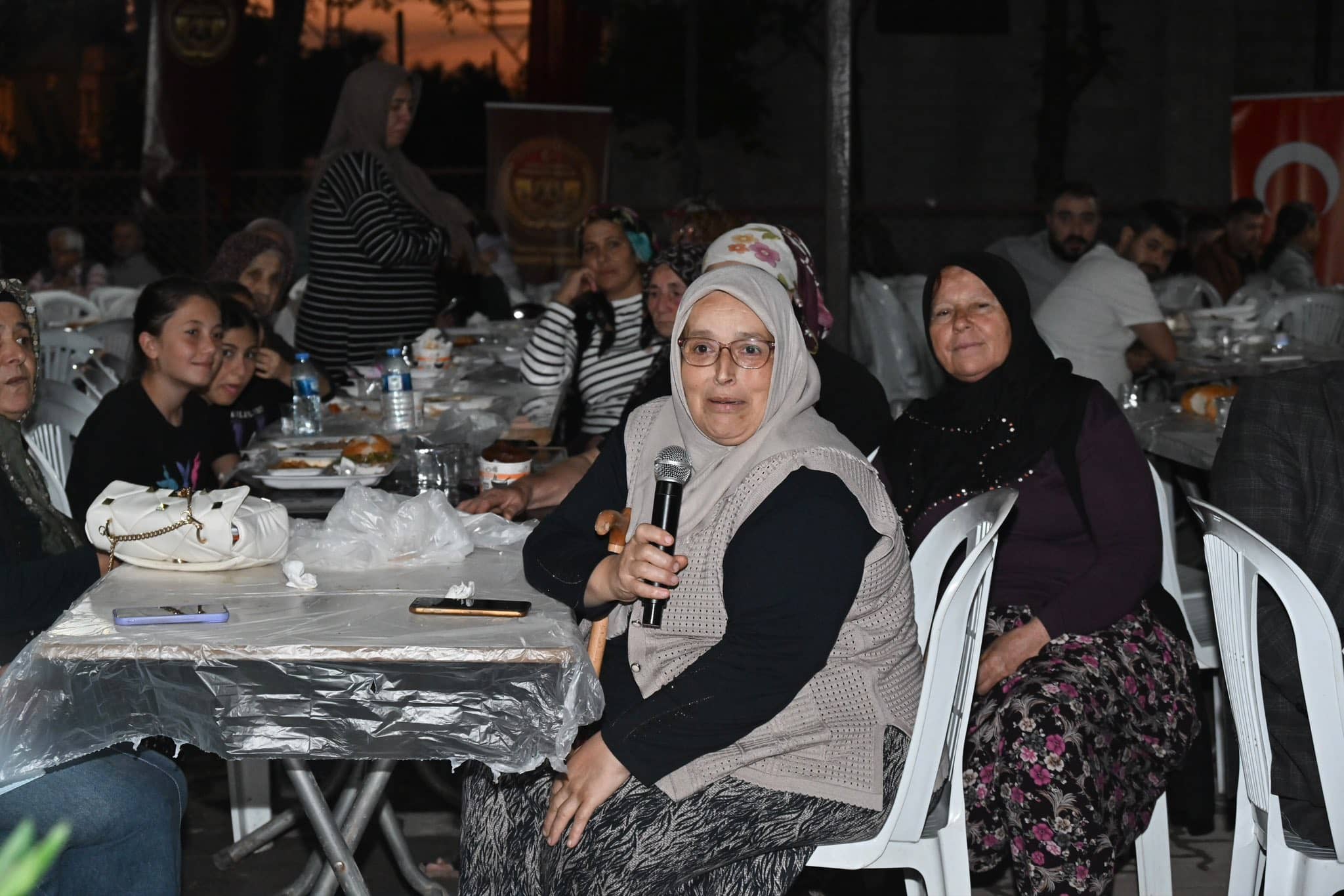 Osmaniye Valisi Köy Sakinleriyle Buluştu