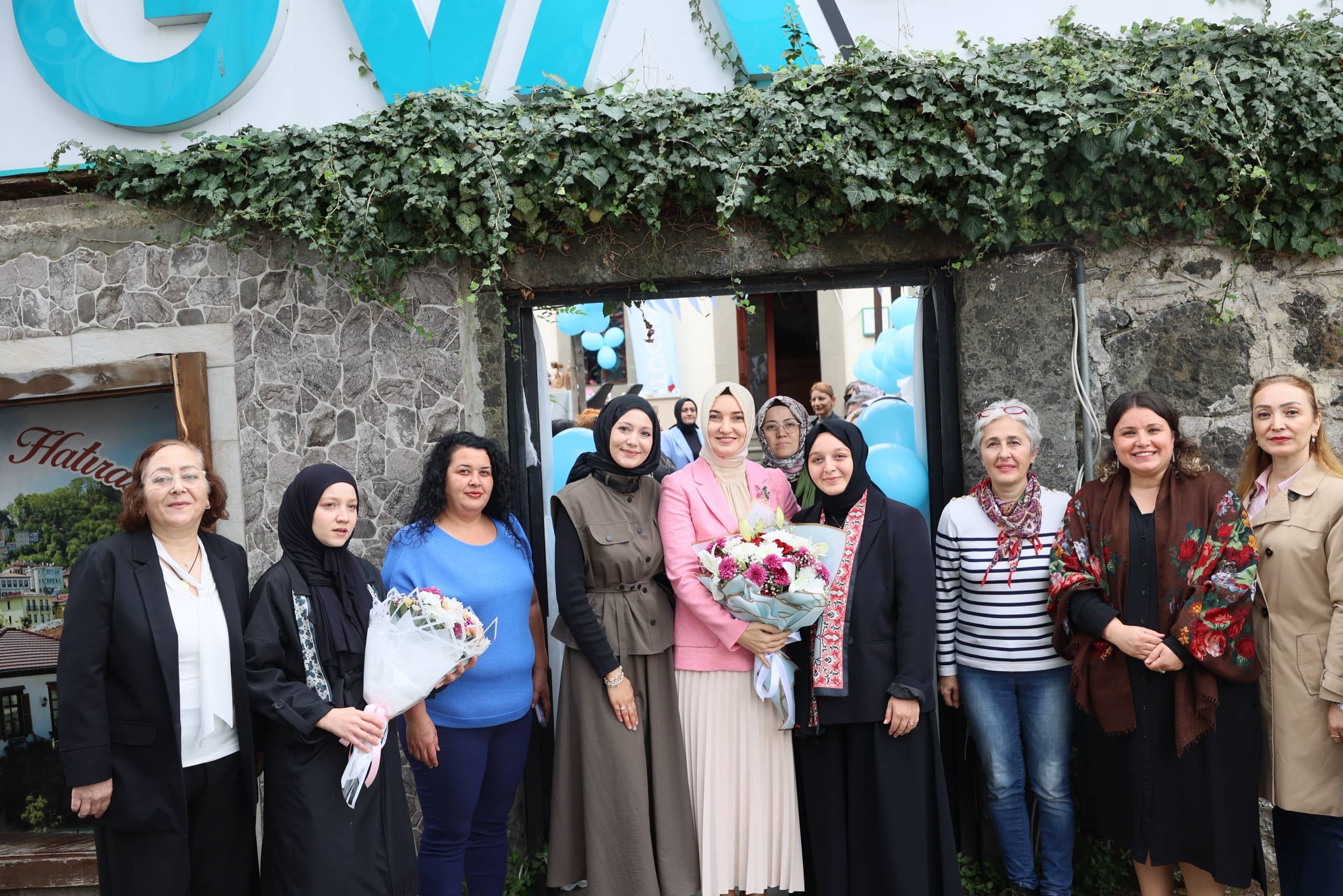Yakamoz Pazarı Geleneksel Sanatlar ve El Emeği Panayırı Açıldı