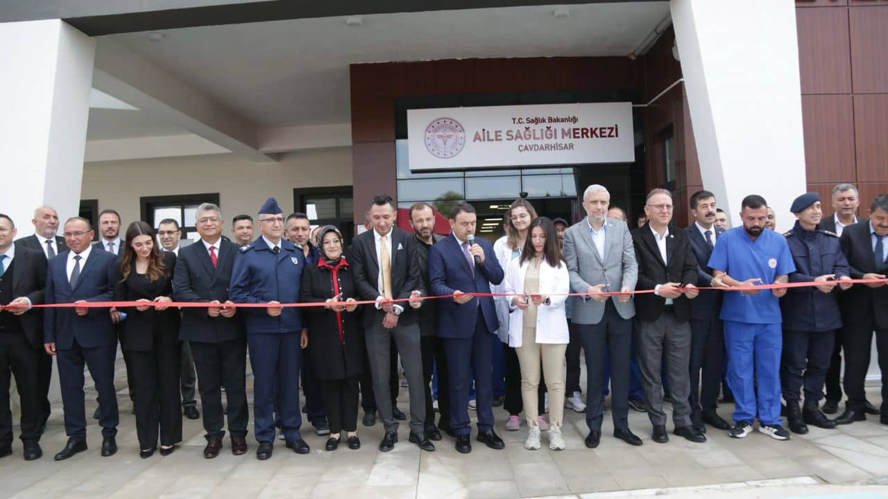 Kütahya Çavdarhisar Devlet Hastanesi törenle açıldı