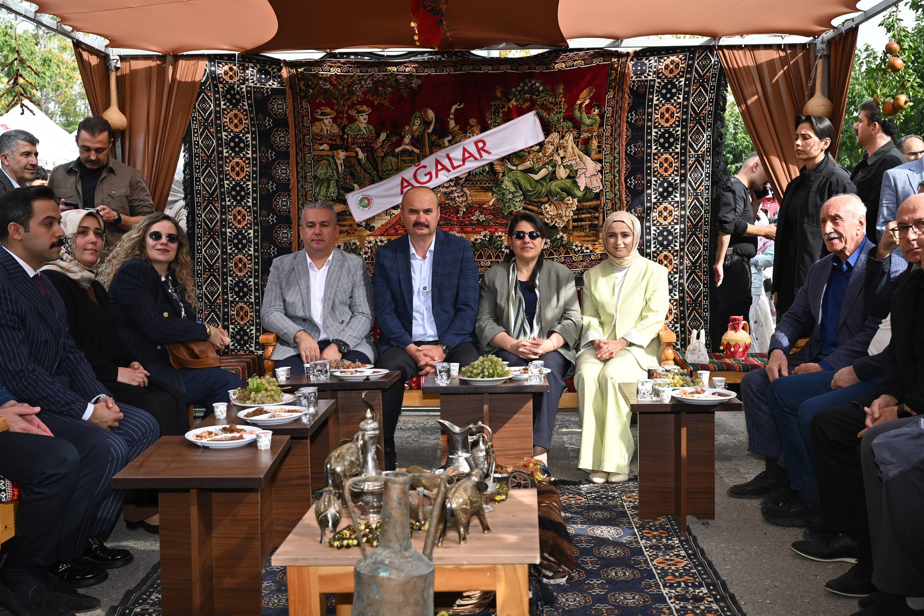 5. Gercüş Bağbozumu ve Gastronomi Festivali Coşkuyla Başladı
