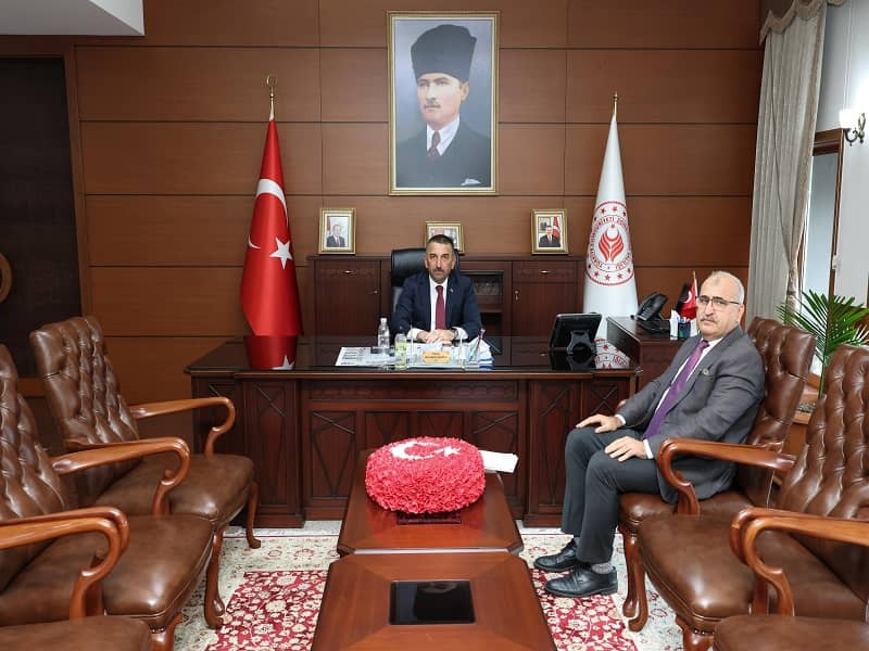 Vali Osman Hacıbektaşoğlu, İl Tarım ve Orman Müdürü Nihat Ağan’ı Kabul Etti