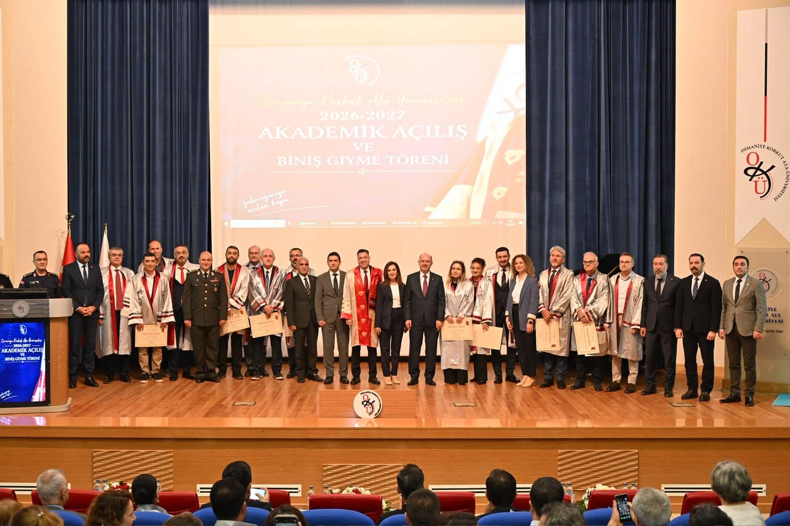 Osmaniye Korkut Ata Üniversitesinde 2026-2027 Akademik Yılı Açılış ve Biniş Giyme Töreni Gerçekleştirildi