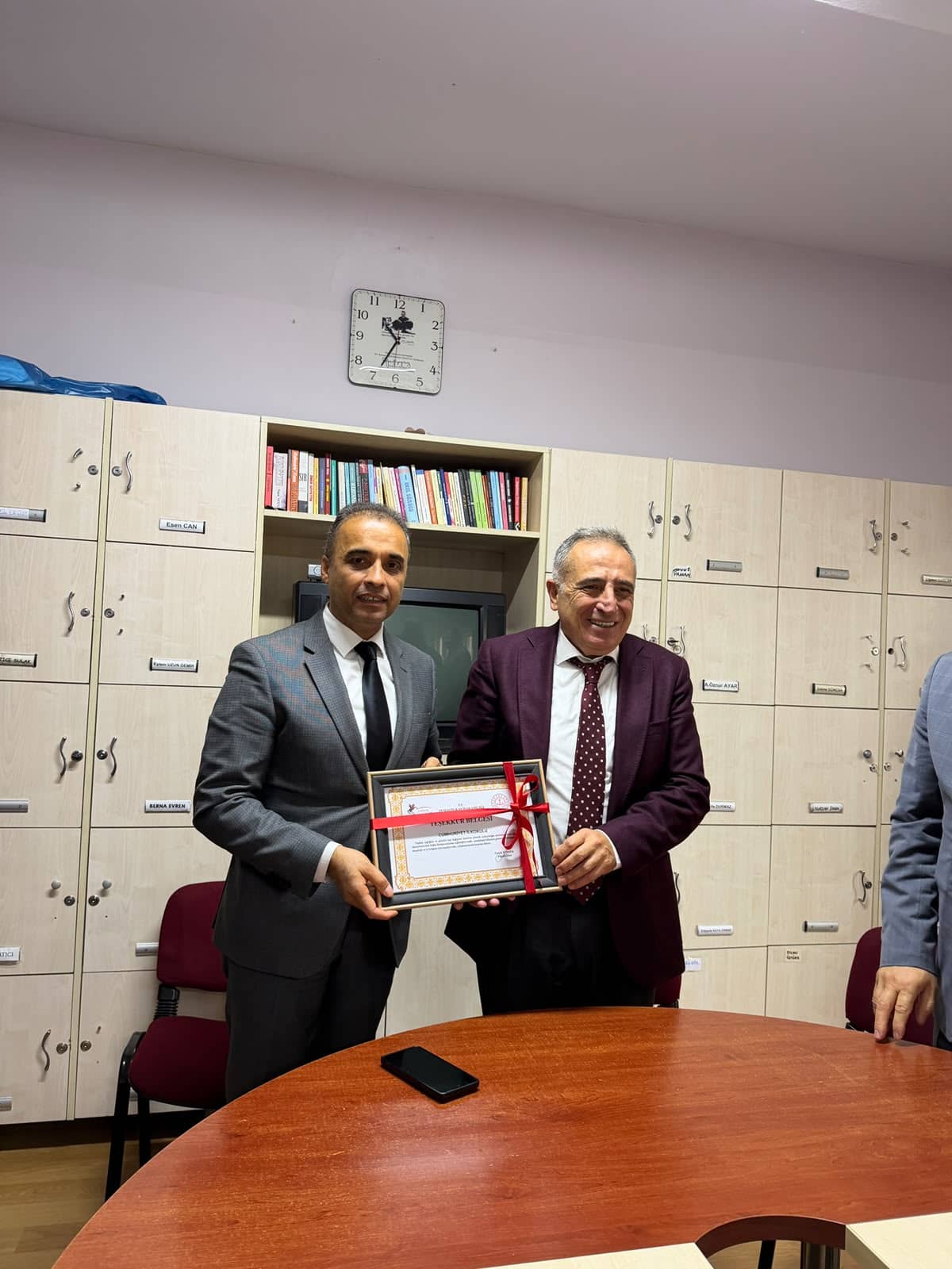 Samsun'da cumhuriyet ilköğretim okuluna inceleme ziyareti