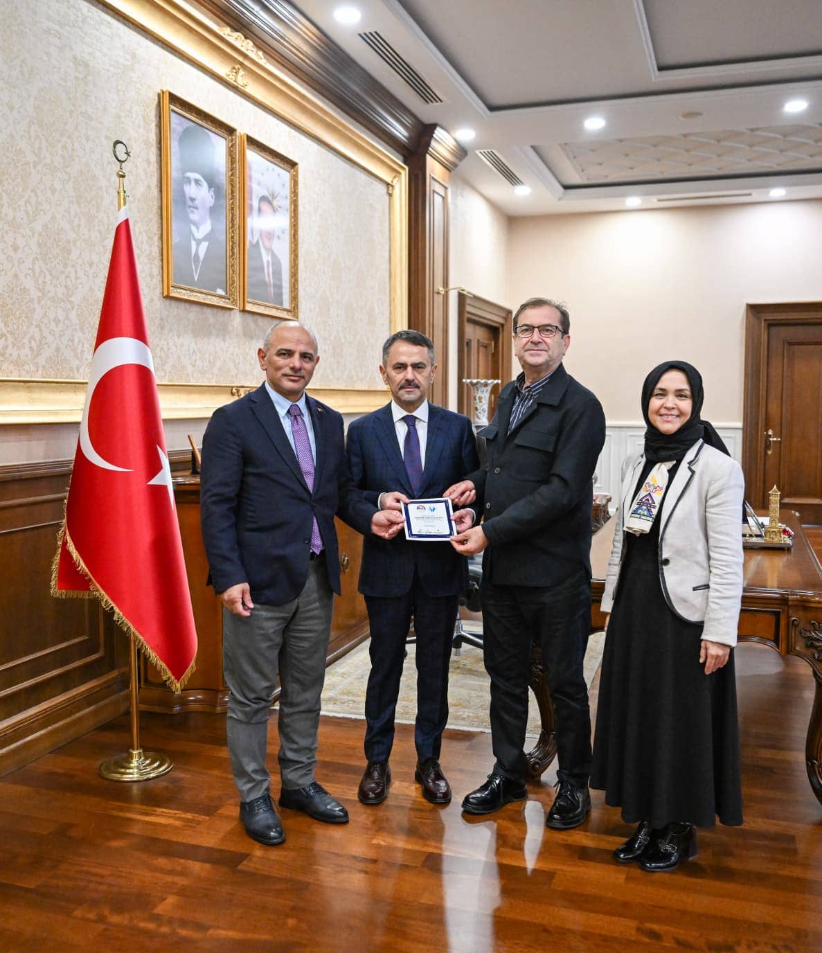Körfez Belediye Başkanı Şener Söğüt’ten Vali İlhami Aktaş’a Davet