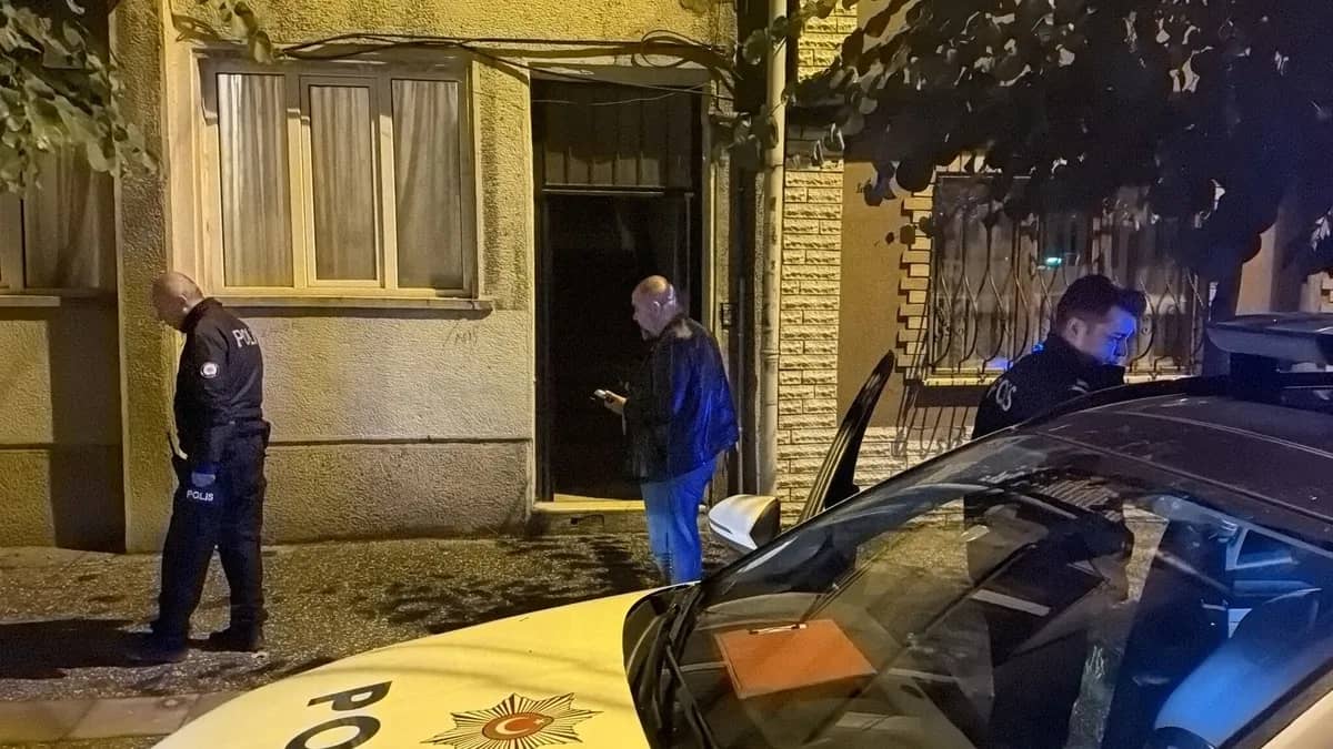 Eskişehir'de komşusunun evinde fenalaşan kadın hayatını kaybetti