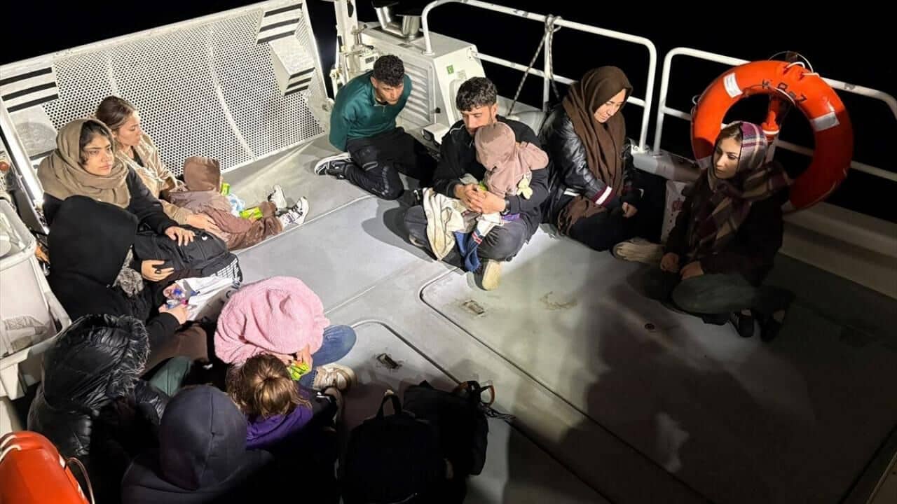 İzmir Seferihisar açıklarında düzensiz göçmen yakalandı