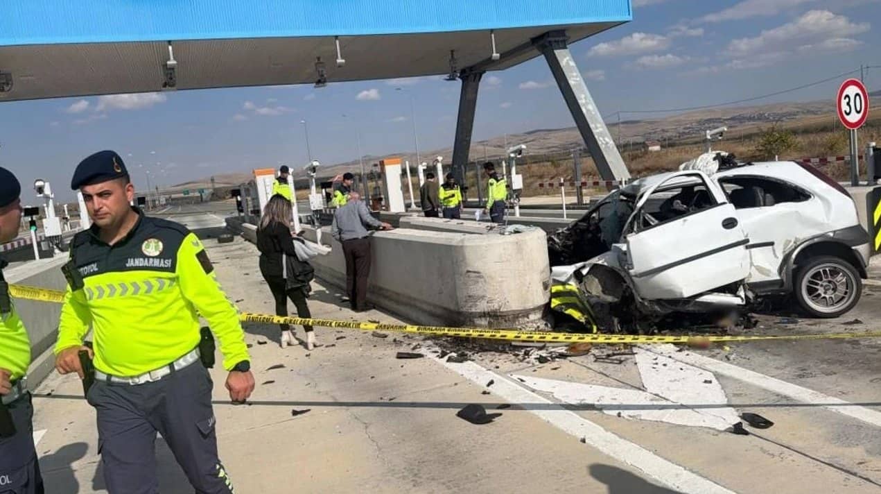 Kırıkkale'de trafik kazası: 22 yaşındaki sürücü hayatını kaybetti