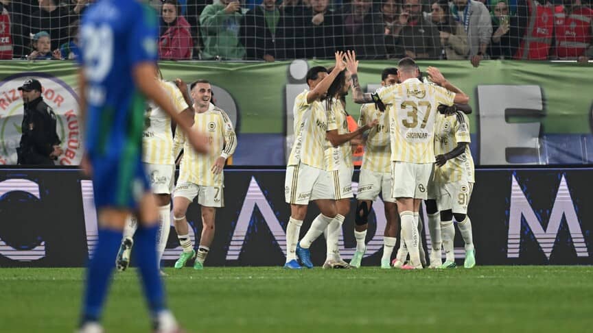 Fenerbahçe, Rize deplasmanından 3-0 galibiyetle döndü
