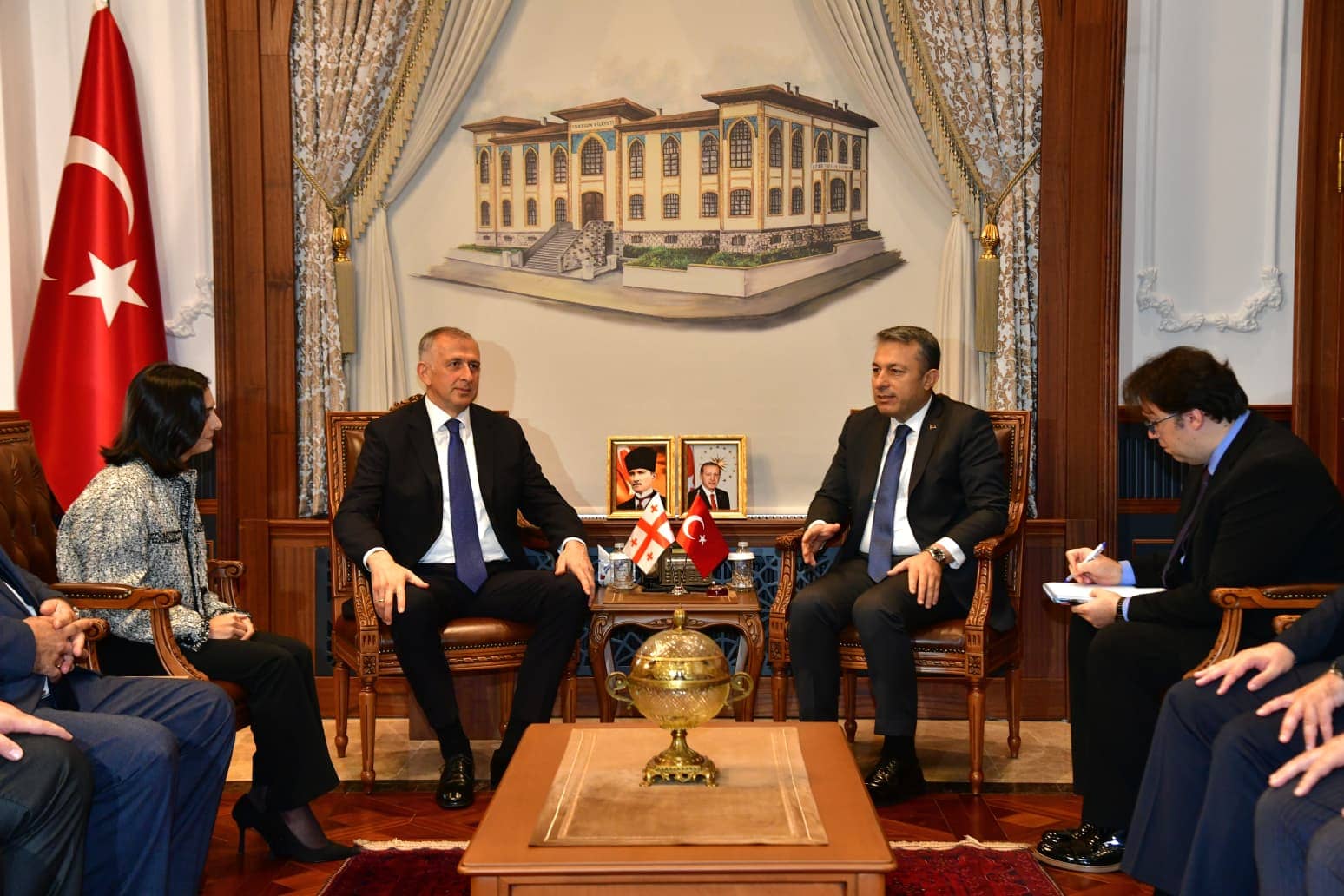 Gürcistan Acara Özerk Cumhuriyeti Heyetinden Valiligimize Ziyaret