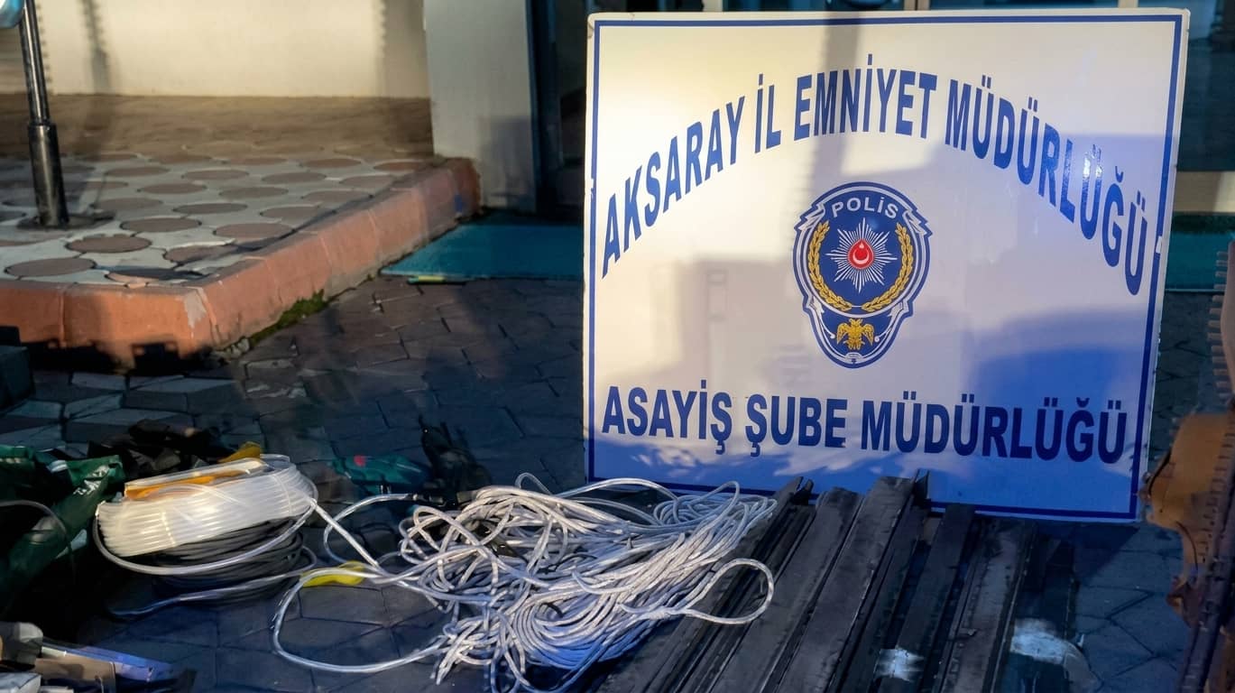 Aksaray'da hırsızlık operasyonu: Tır ve inşaat malzemeleri ele geçirildi