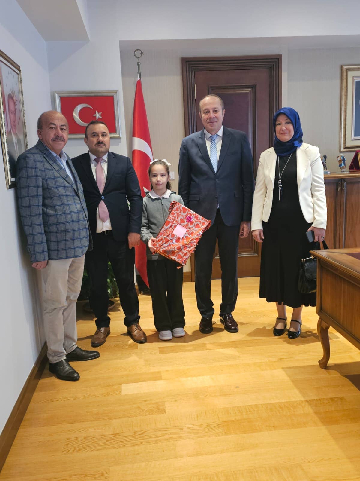 Halk Kütüphanesinde En Çok Kitap Okuyanlar Ödüllendirildi
