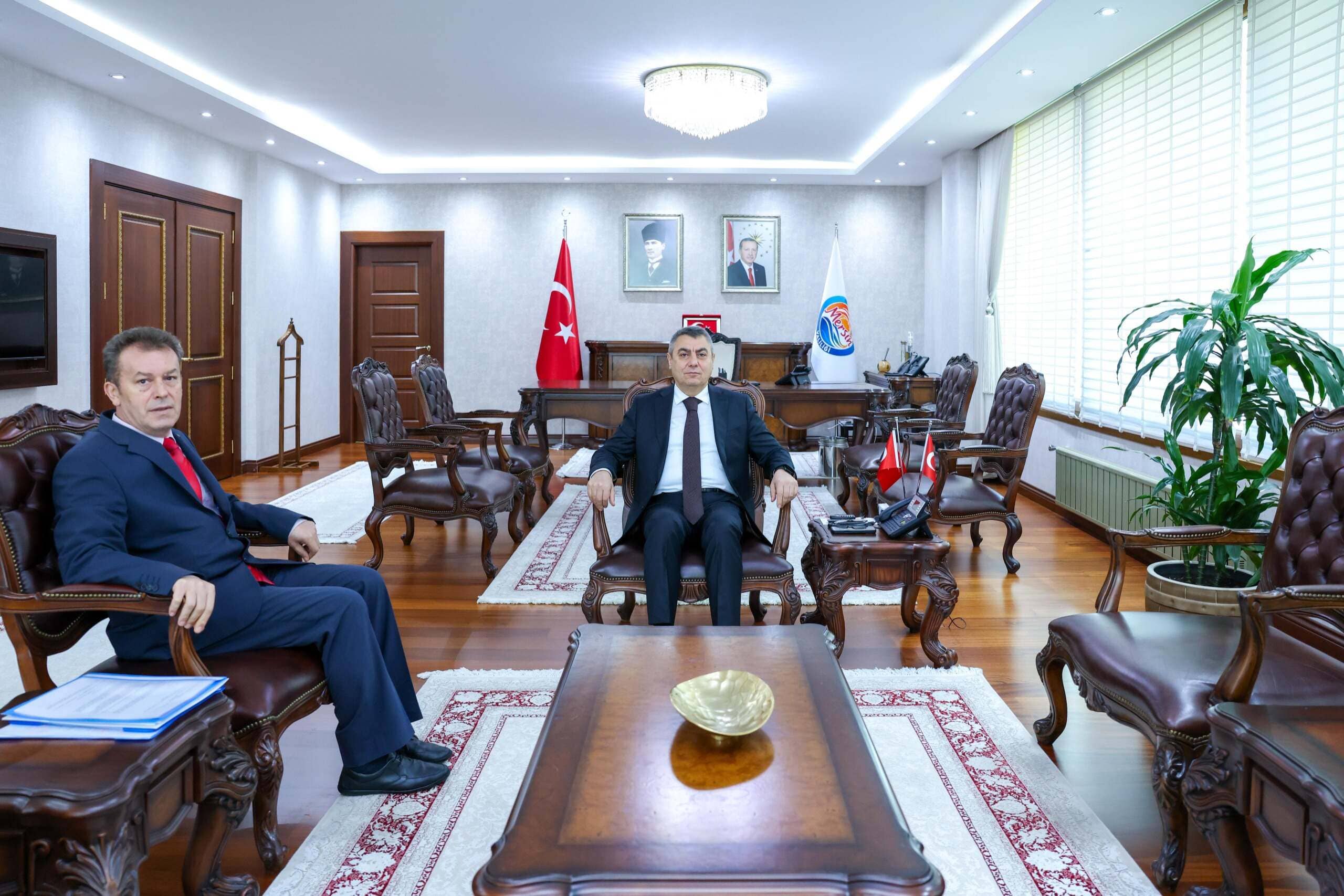 Mersin Valisi Atilla Toros, TCDD 6. Bölge Müdürlüğü Görevine Atanan Hasan Arı ile Görüştü