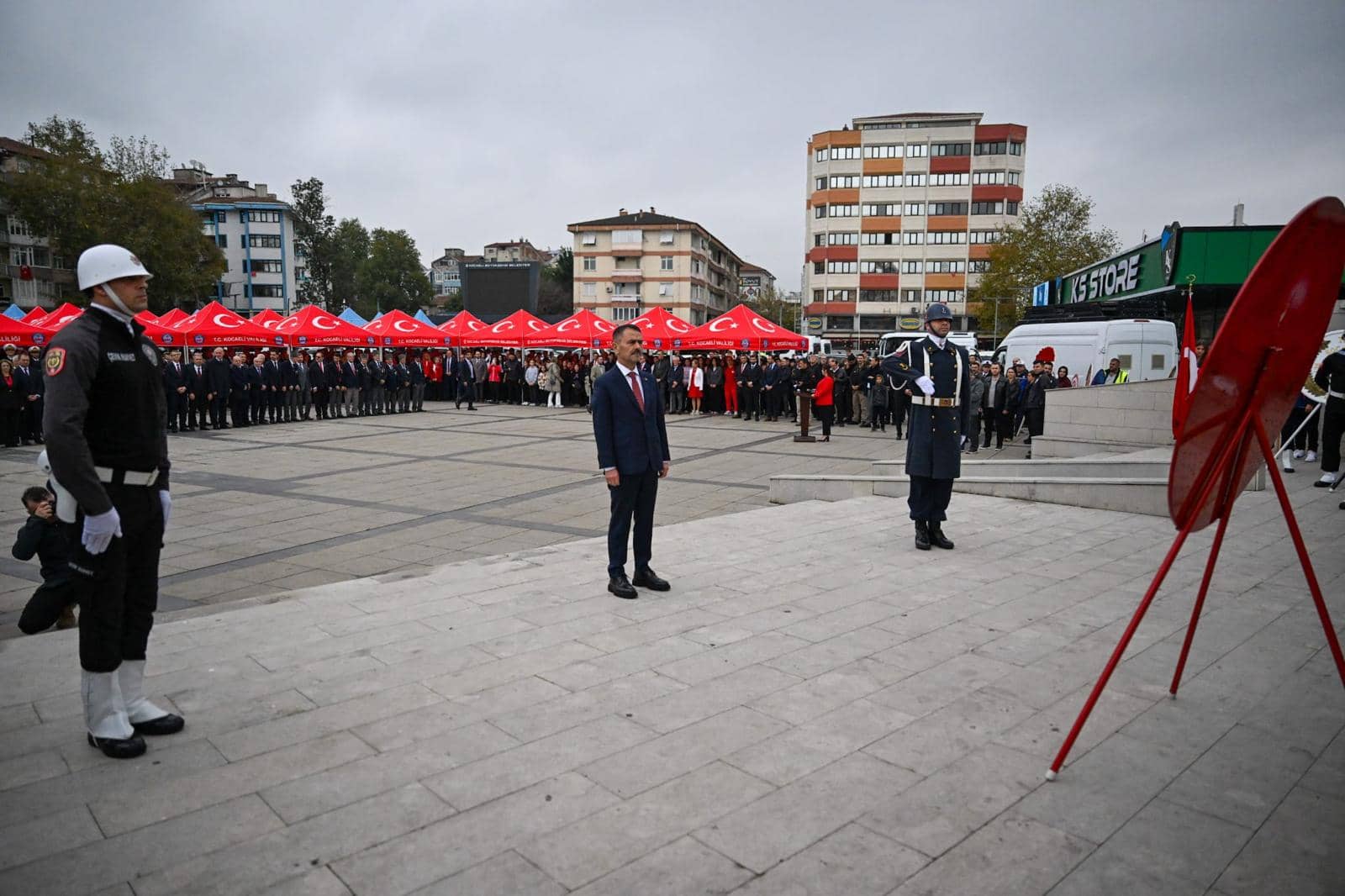Kocaeli'de 29 Ekim Çelenk Sunma Töreni Gerçekleşti