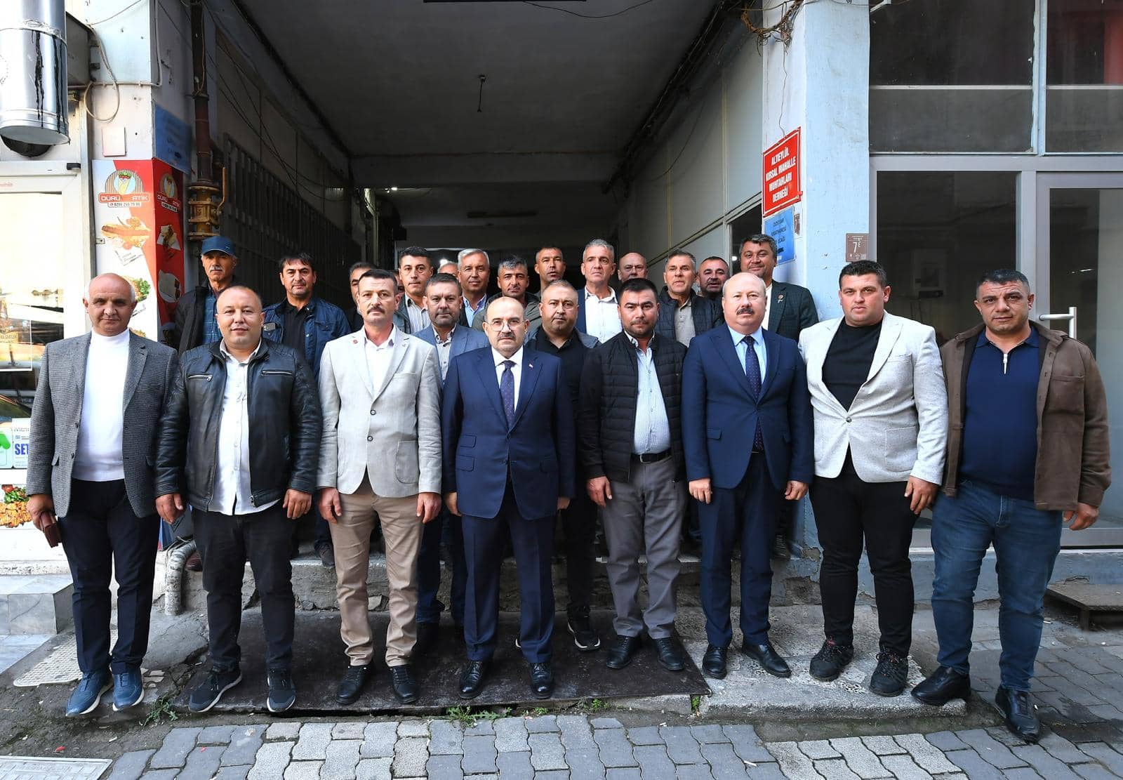 Muhtarlardan Vali Ustaoğlu’na Teşekkür