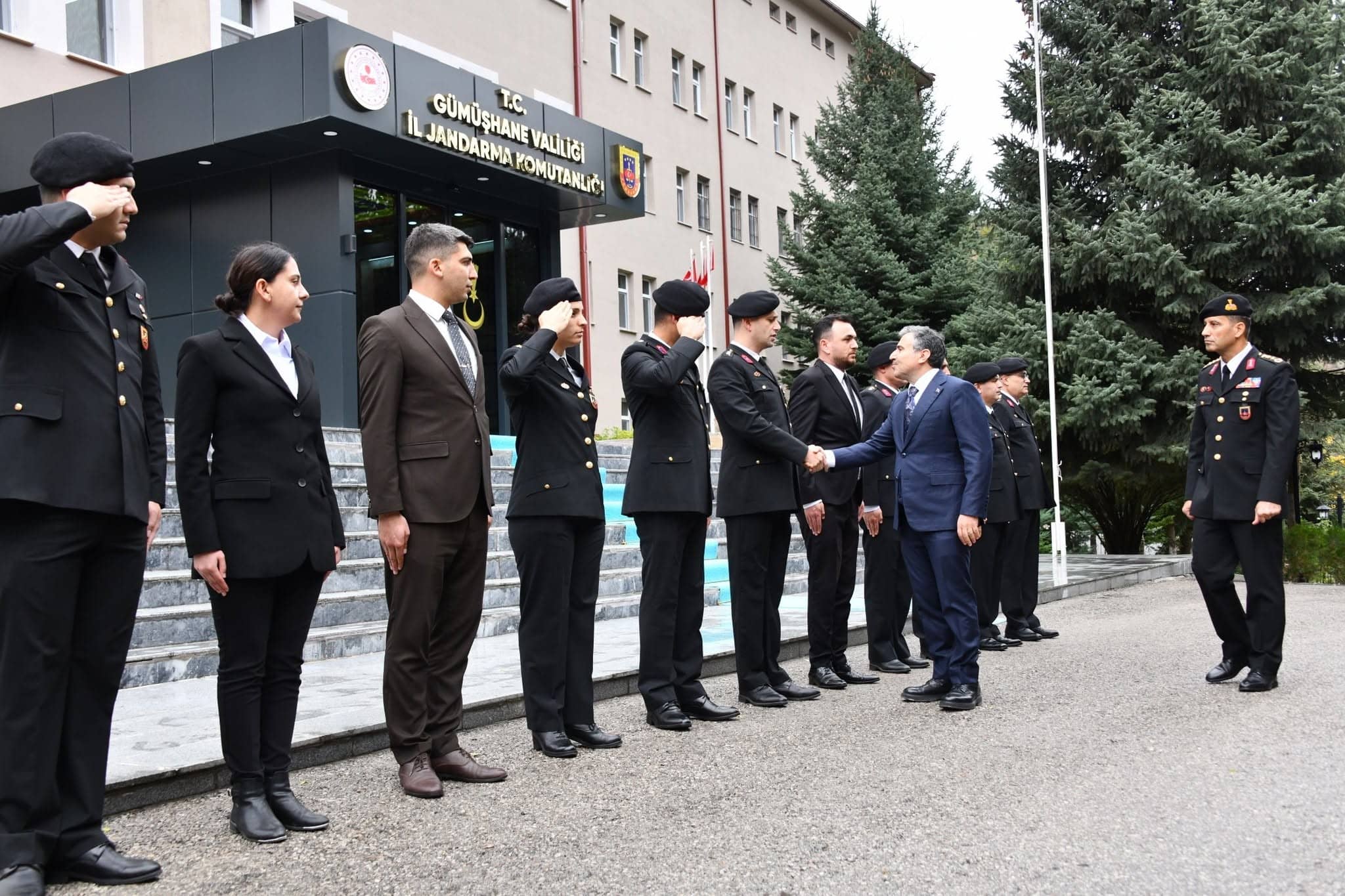 Valimiz Cevdet Atay'dan İl Jandarma Komutanlığına Ziyaret