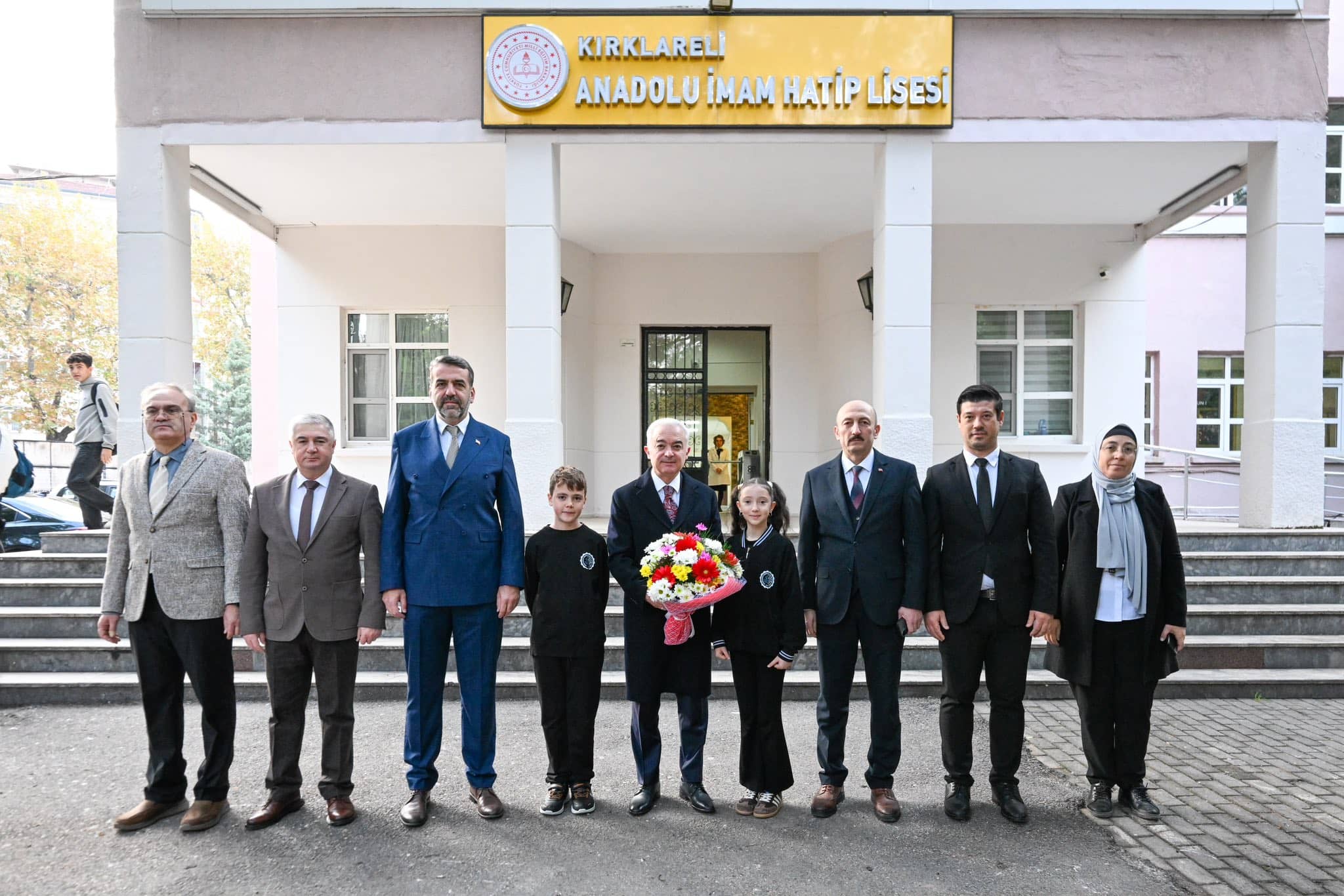 EĞİTİM İLK ÖNCELİĞİMİZ!