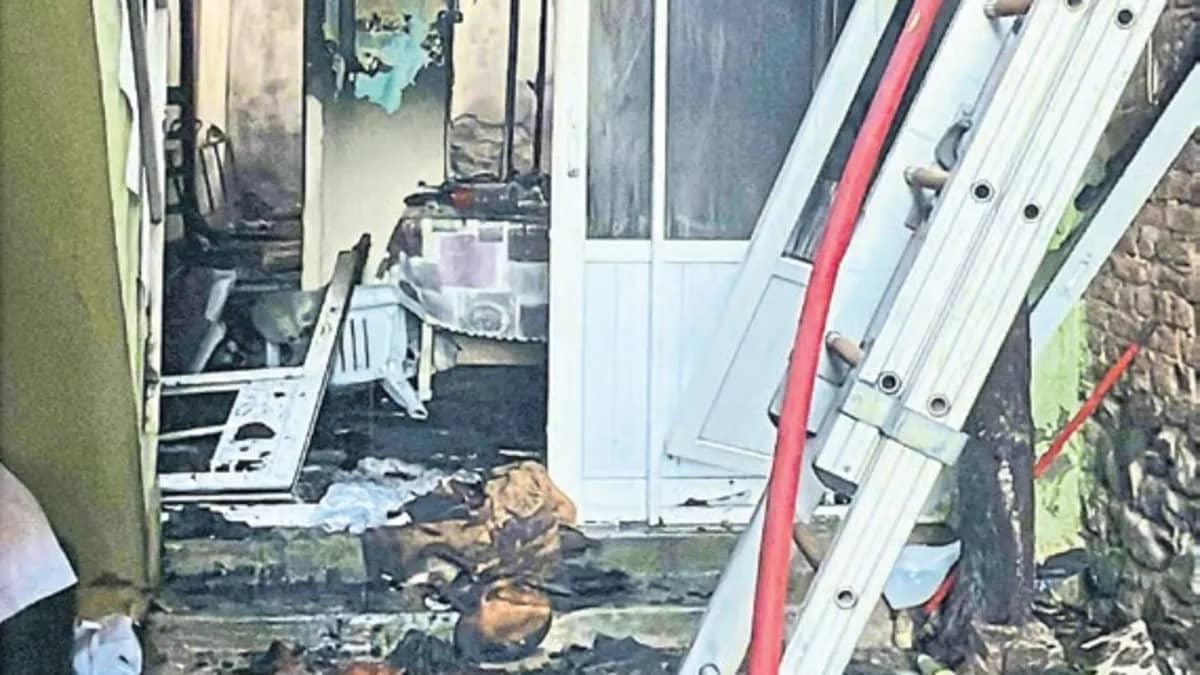 Aydin'da elektrikli battaniye yangini: Yasli adam kurtuldu