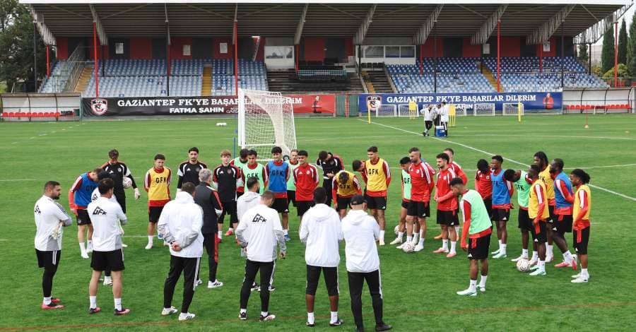 Gaziantep FK Erzurumspor maçının provasını sürdürüyor